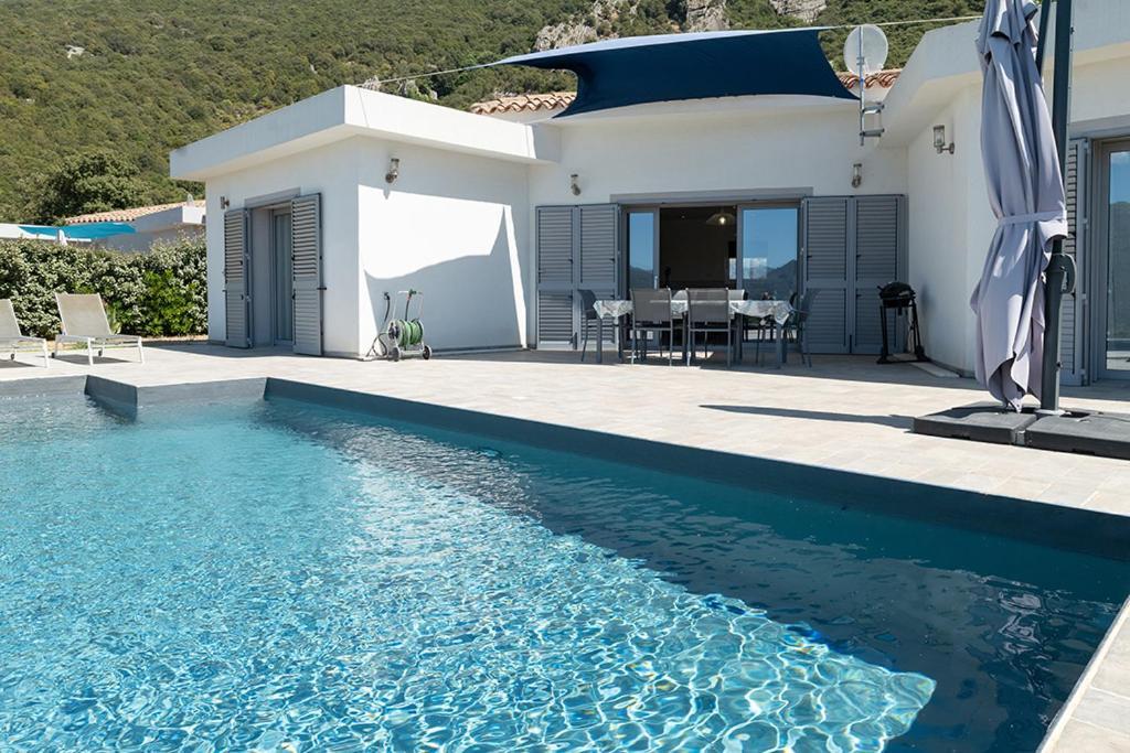 VILLAS A PRESA avec Option Véhicule Matra  Extérieur photo